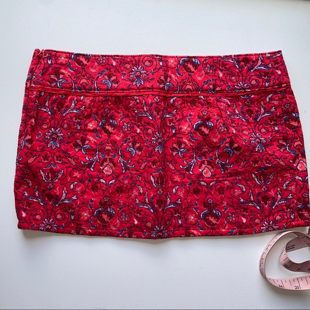 Abercrombie and Fitch floral print mini skirt Light weight quilt fabric